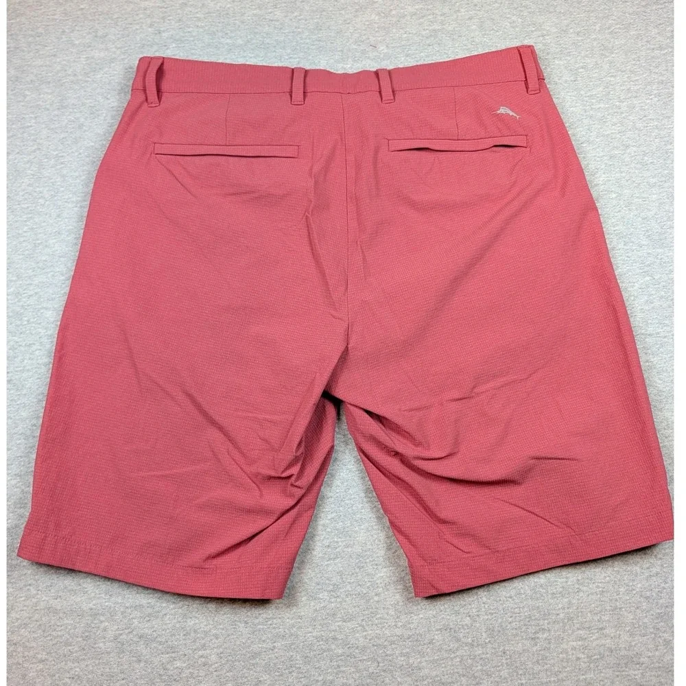 Tommy Bahama Chip Shot Golf Shorts Men 33 Pink Coral 10